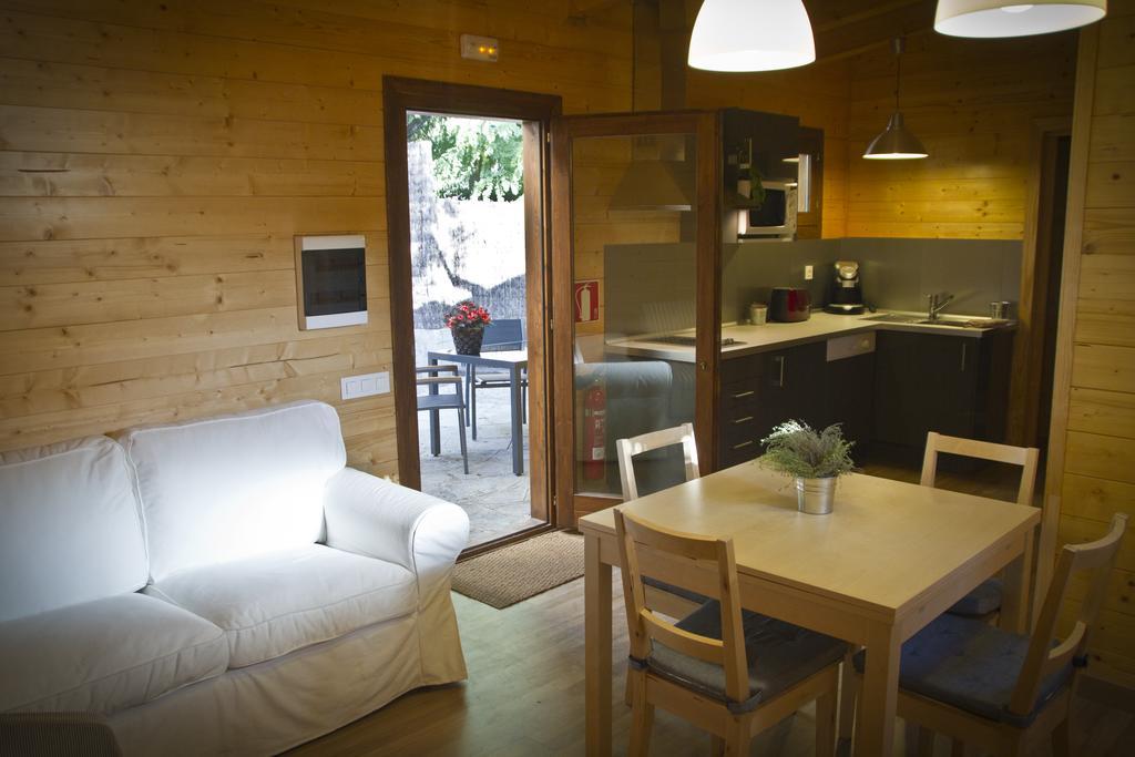 Apartamentos El Bosquet Sant Cugat del Vallès Rom bilde