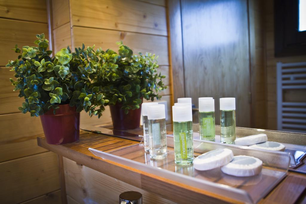 Apartamentos El Bosquet Sant Cugat del Vallès Rom bilde