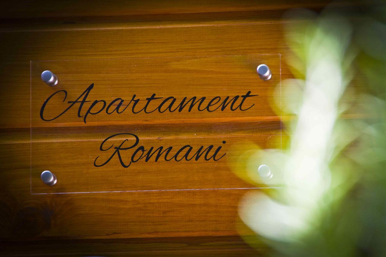 Apartamentos El Bosquet Sant Cugat del Vallès Eksteriør bilde
